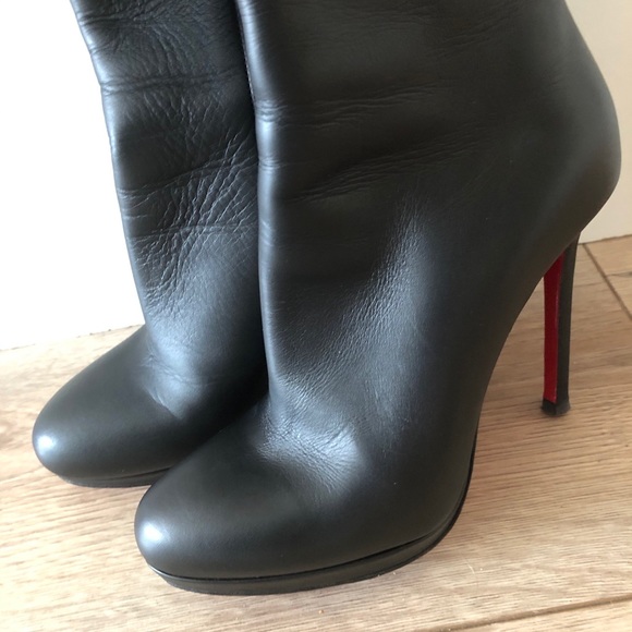 37.5 EUR Authentic Christian Louboutin boots - Picture 2 of 8